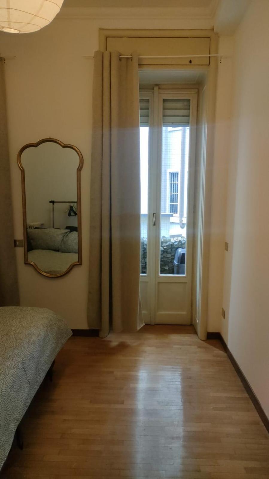 Very Big Apartment At 3 Minutes On Foot From Duomo Cathedral Milánó Kültér fotó
